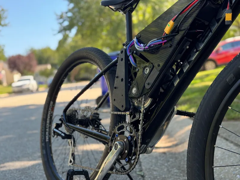Carbon fiber plates and powder-coated brackets in the sun