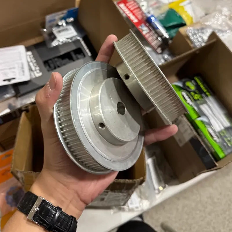 The two 72T aluminum pulleys