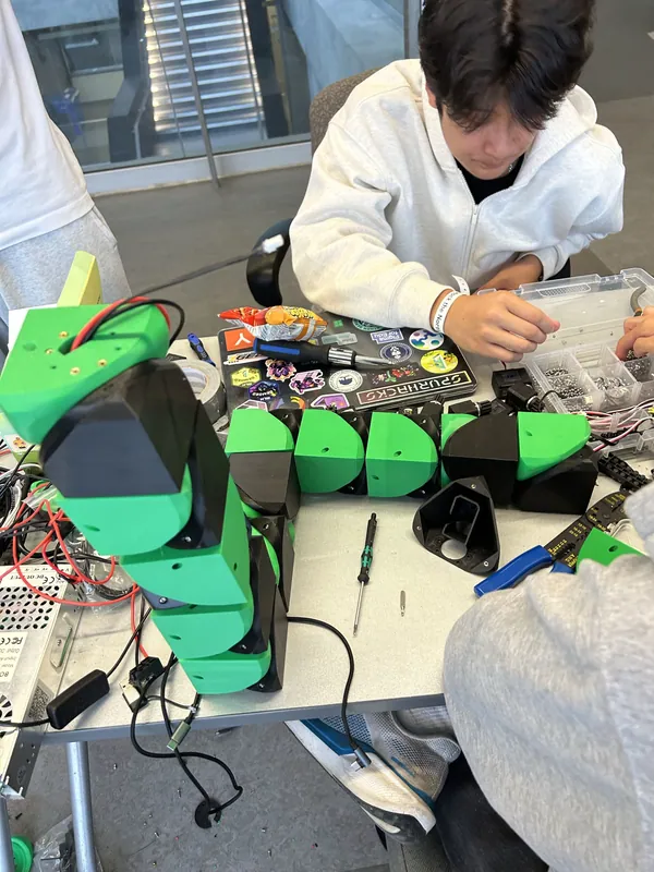 Assembling modules into the chain