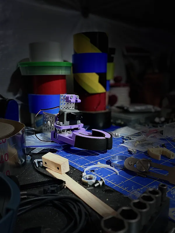 Aug 25, 2023: the printed claw parts, with the curved jaws in purple