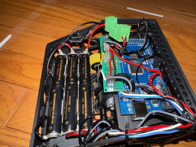 Version 2 from above: the battery cells, the Arduino Mega and my soldered shield